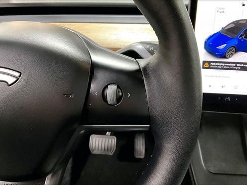 Used 2024 Tesla Model Y Long Range image 24