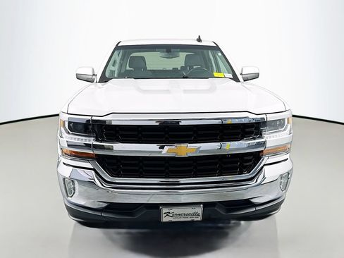 Used 2018 Chevrolet Silverado 1500 LT w/ Texas Edition RWD image 2