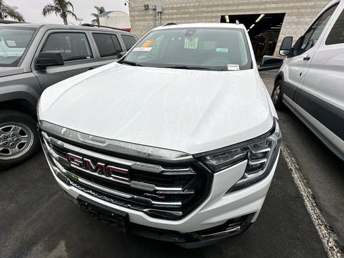 Used 2023 GMC Terrain AT4 image 7