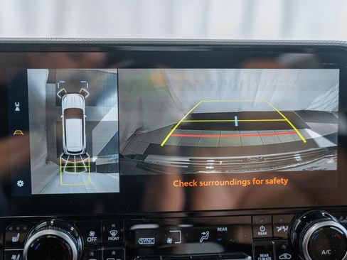 New 2026 Toyota Highlander Platinum image 47