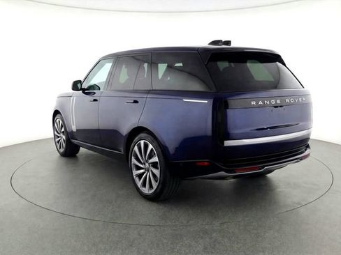 Certified 2025 Land Rover Range Rover SV AWD/4WD image 44