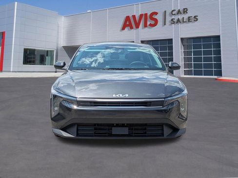 Used 2025 Kia K4 LXS FWD image 2