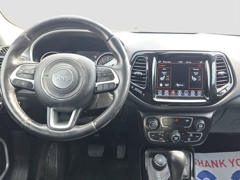 Used 2019 Jeep Compass Limited AWD/4WD image 12
