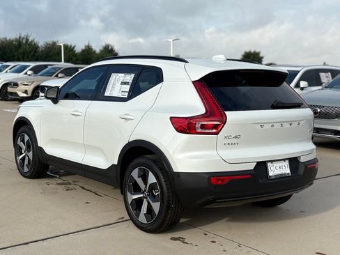 New 2026 Volvo XC40 B5 Plus w/ Protection Package Premier image 5