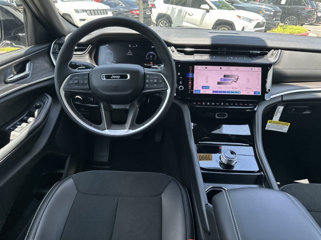 New 2026 Jeep Grand Cherokee Altitude RWD image 21