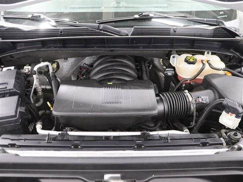 Used 2019 GMC Sierra 1500 SLE w/ SLE Value Package image 38