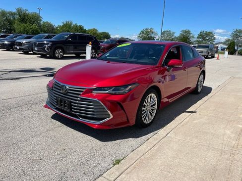 Used 2021 Toyota Avalon Limited AWD/4WD image 2