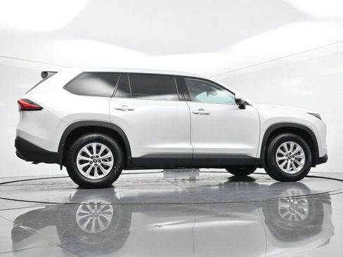 Used 2024 Toyota Grand Highlander XLE image 56