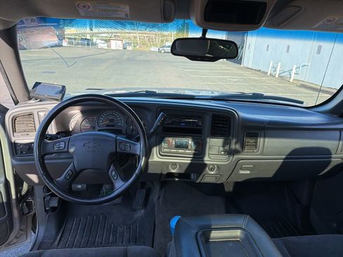 Used 2003 Chevrolet Silverado 2500 LS image 14