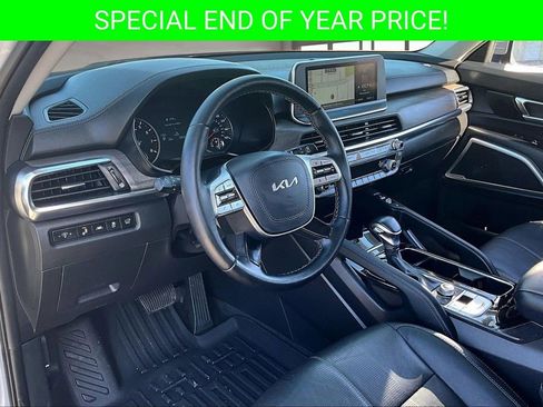 Used 2022 Kia Telluride EX w/ EX Premium Package image 17