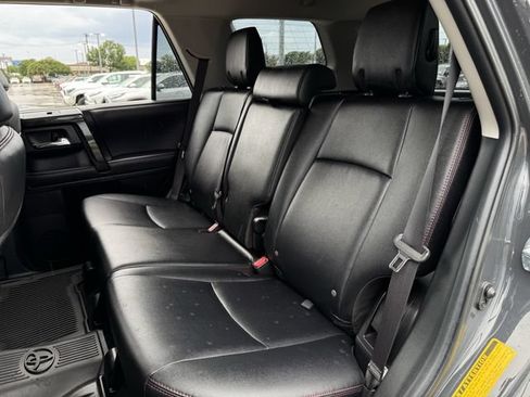 Certified 2024 Toyota 4Runner TRD Off-Road Premium w/ Moonroof Package AWD/4WD image 25