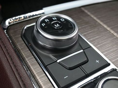 Used 2023 Ford Expedition Max Limited image 22