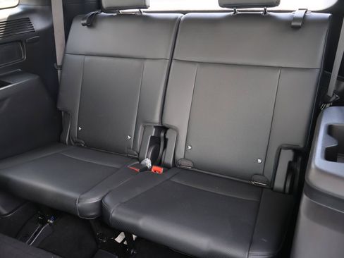 Used 2024 Hyundai Santa Fe SEL FWD image 19