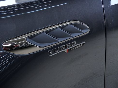 New 2026 Mercedes-Benz E 53 AMG e 4MATIC Sedan image 9