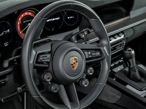 Used 2024 Porsche 911 GT3 RS RWD image 16