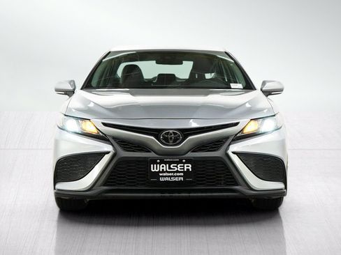 Used 2024 Toyota Camry SE FWD image 8