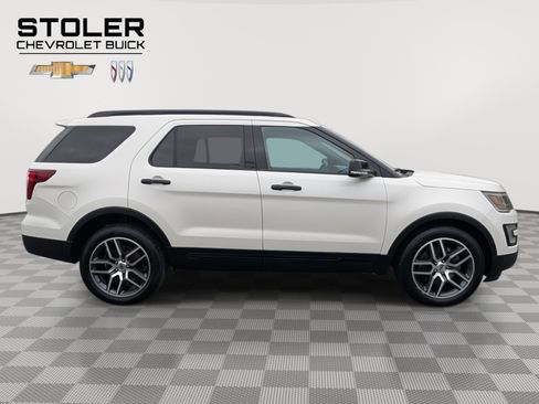 Used 2017 Ford Explorer Sport image 6