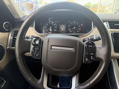 Used 2018 Land Rover Range Rover Sport HSE AWD/4WD image 10