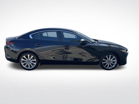 Used 2023 MAZDA MAZDA3 s FWD image 6