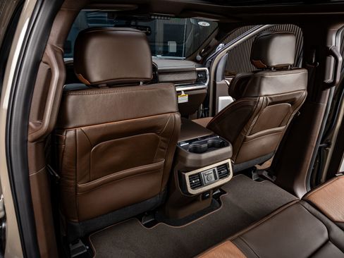 Used 2026 Ford F250 King Ranch w/ Chrome Package image 33