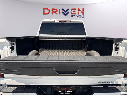 Used 2024 GMC Sierra 2500 Denali Ultimate w/ Max Trailering Package AWD/4WD image 34
