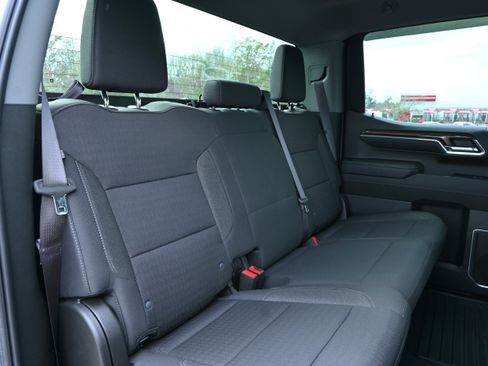 Used 2023 Chevrolet Silverado 1500 LT image 11