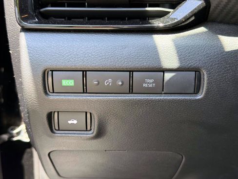 Used 2023 Nissan Sentra SV w/ All-Weather Package FWD image 19