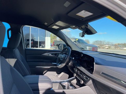 New 2026 Chevrolet Traverse LT w/ Driver Confidence Package image 29