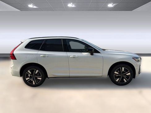 New 2026 Volvo XC60 B5 Plus w/ Protection Package Premier AWD/4WD image 8
