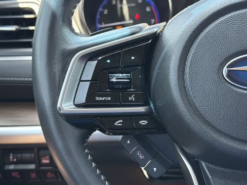 Used 2018 Subaru Outback 2.5i Touring AWD/4WD image 13