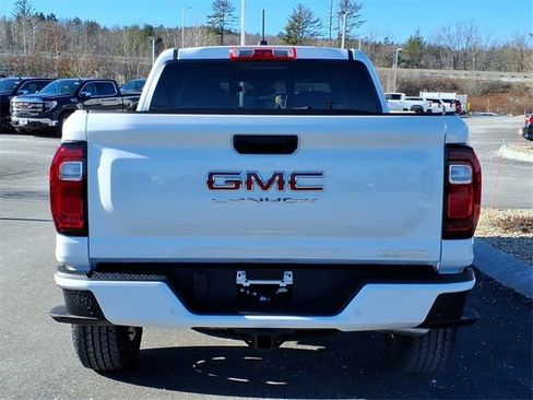 New 2026 GMC Canyon Elevation image 5