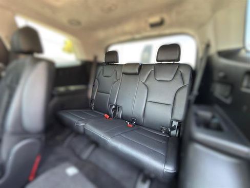Used 2023 Kia Telluride SX Prestige AWD/4WD image 11