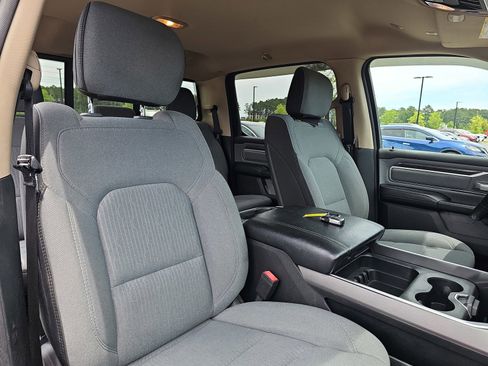 Used 2019 RAM 1500 Big Horn AWD/4WD image 11