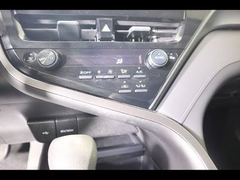 Used 2021 Toyota Camry LE FWD image 42