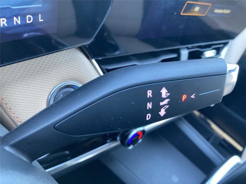 New 2026 Chevrolet Equinox ACTIV w/ LPO, Floor Liner Package image 11