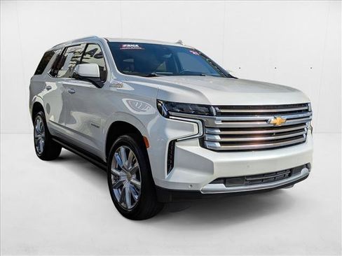 Used 2021 Chevrolet Tahoe High Country w/ Premium Package image 5