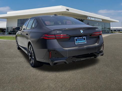 New 2026 BMW 540i xDrive AWD/4WD image 8