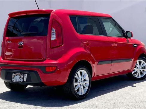 Used 2013 Kia Soul FWD image 22