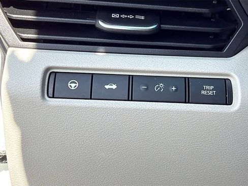 Used 2021 Nissan Altima 2.5 SL FWD image 38