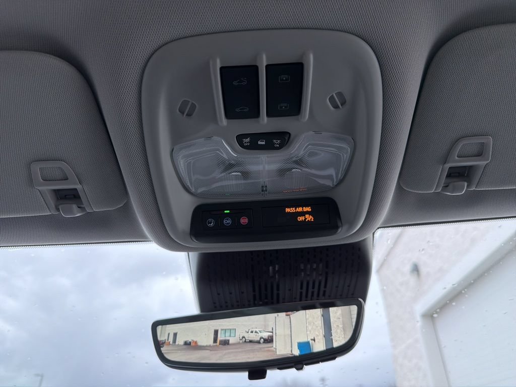 New 2027 Chevrolet Bolt RS w/ Technology Package FWD image 19