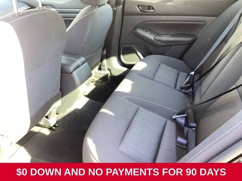 Used 2025 Nissan Altima 2.5 SV FWD image 8