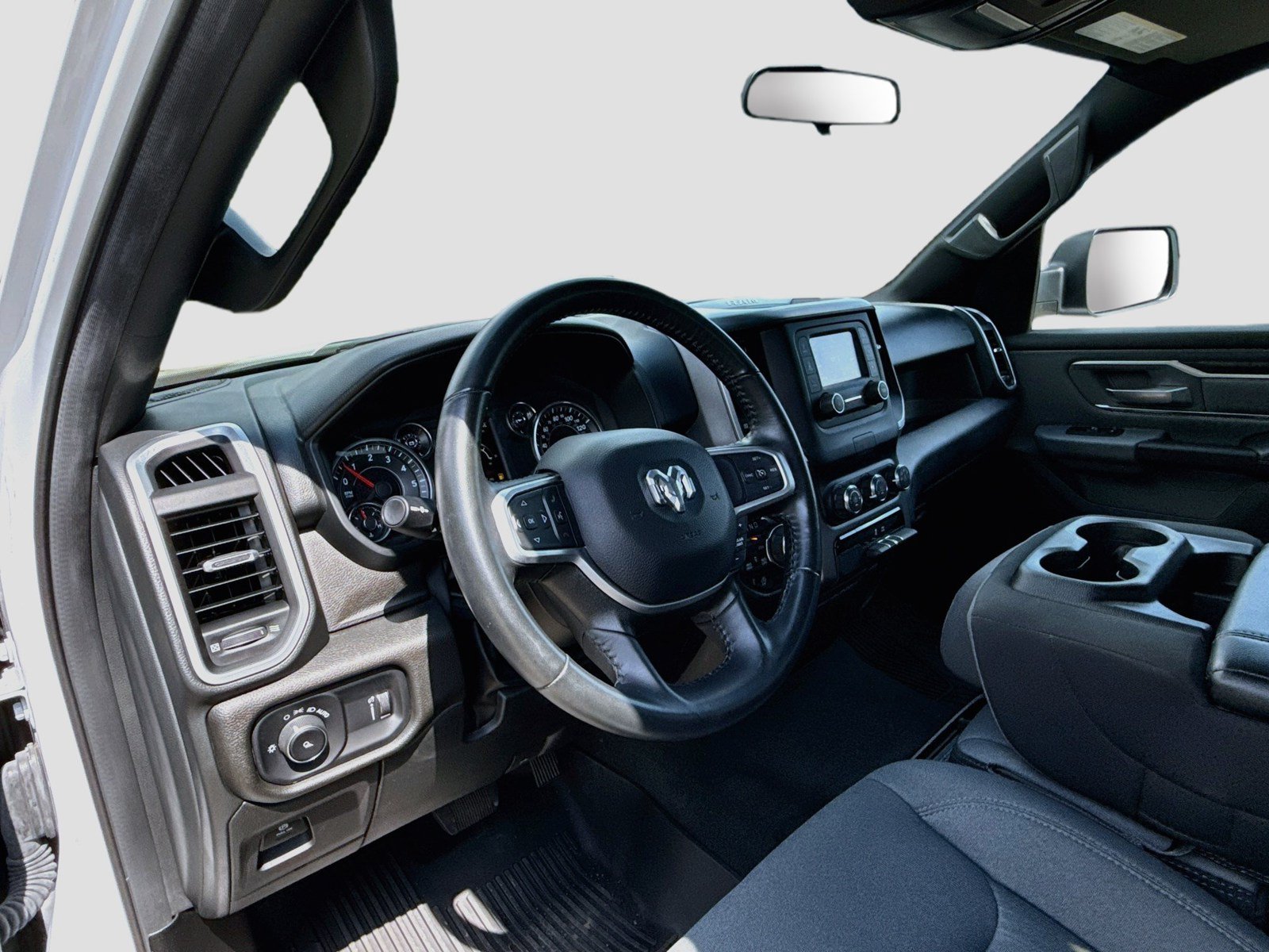 Used 2023 RAM 1500 Big Horn AWD/4WD image 9