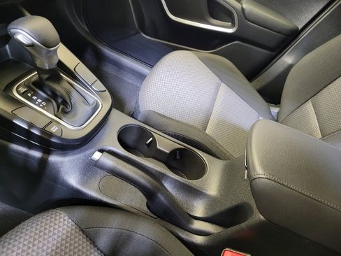 Used 2025 Kia Soul LX image 26