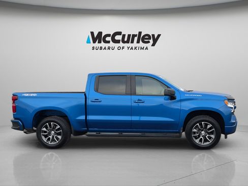 Used 2023 Chevrolet Silverado 1500 RST AWD/4WD image 6