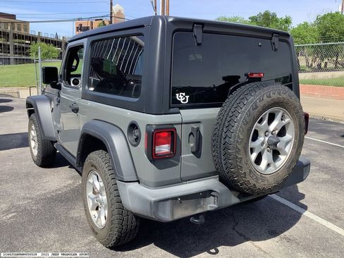 Used 2021 Jeep Wrangler Sport image 5