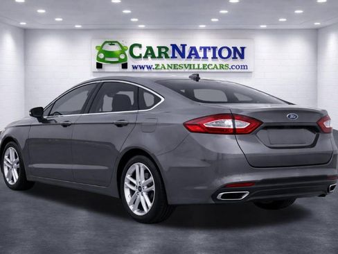 Used 2014 Ford Fusion SE w/ Equipment Group 202A FWD image 2