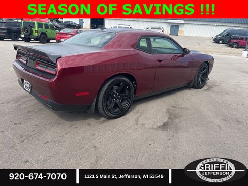 Used 2022 Dodge Challenger SRT Hellcat image 5