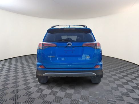 Used 2016 Toyota RAV4 XLE AWD/4WD image 7