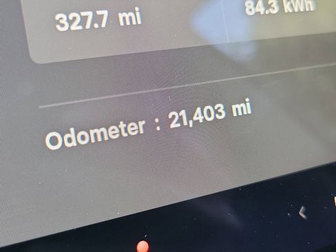 Used 2025 Tesla Model 3 RWD image 7