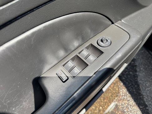 Used 2006 Cadillac STS w/ Preferred Equipment Group AWD/4WD image 17